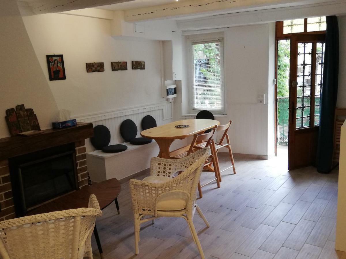Au Coeur De Tende Apartman Kültér fotó